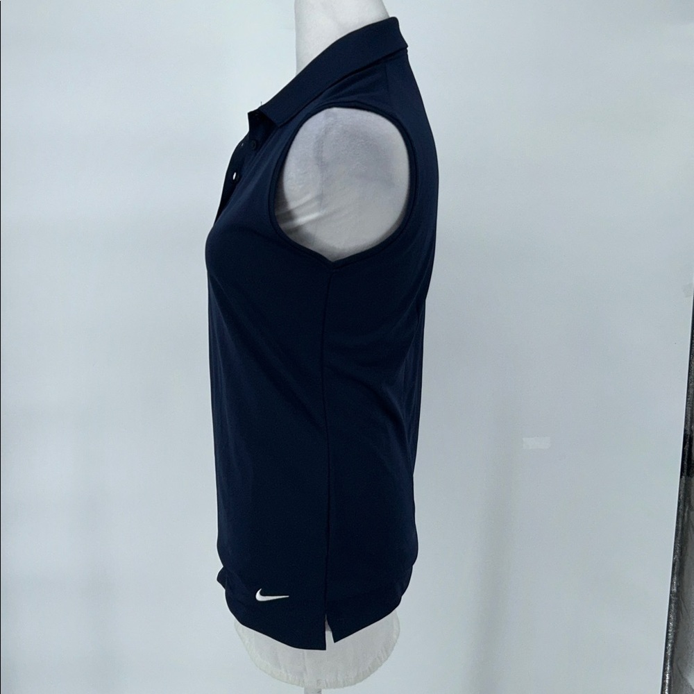 Nike Golf Tour Performance Polo in Navy Blues Sleeveless Shirt size Small - Picture 6 of 7